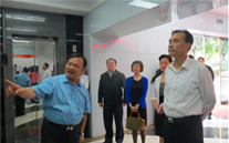 重庆市市委常委、统战部部长刘光磊来yy易游体育集团视察调研